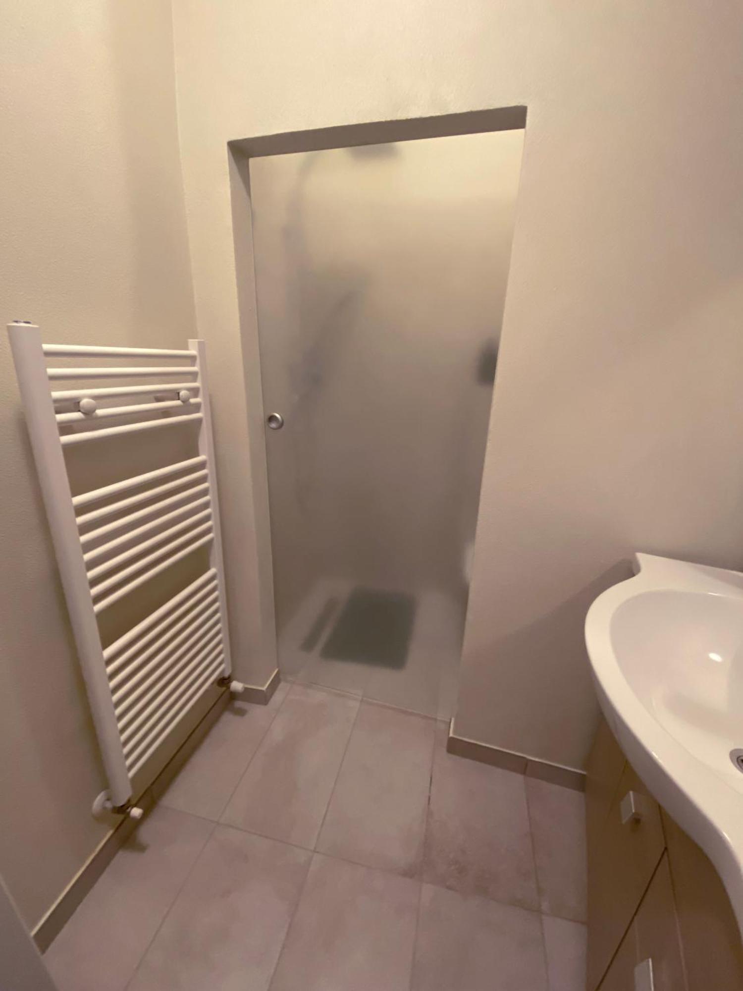 Appartamento Anna - Comfort E Stile In Centro Storico Imola Exteriör bild