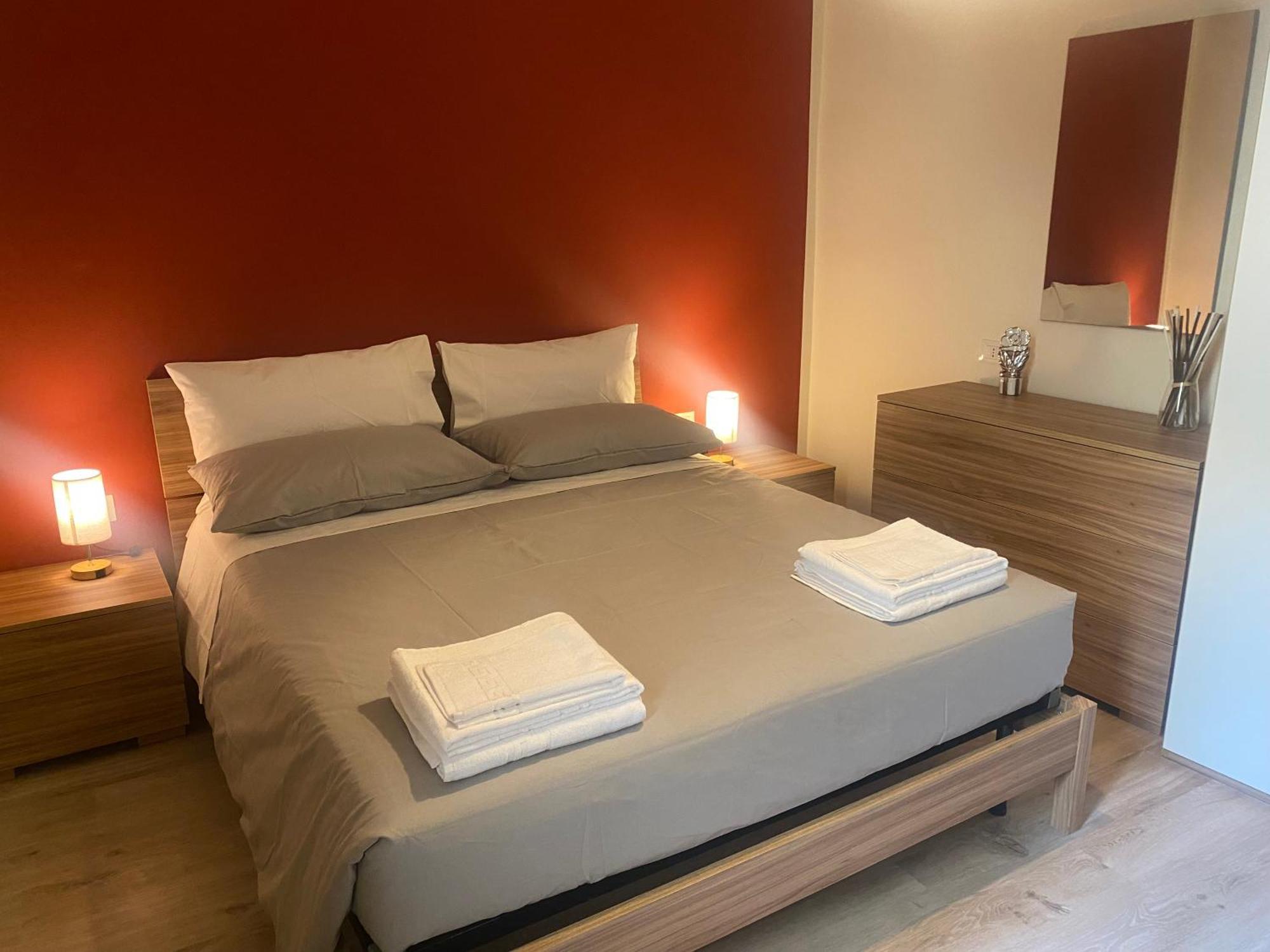 Appartamento Anna - Comfort E Stile In Centro Storico Imola Exteriör bild